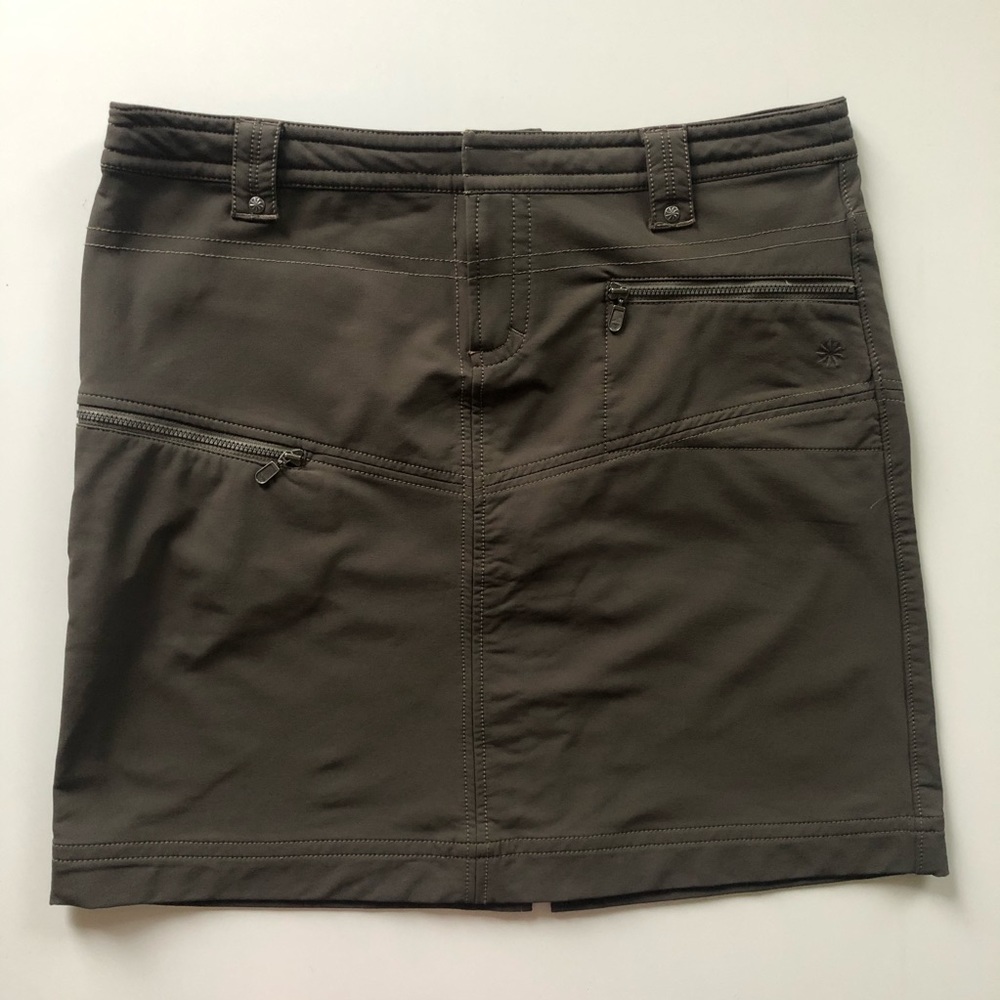 Athleta Tear Away B4 You Play Green Hiking Skirt
